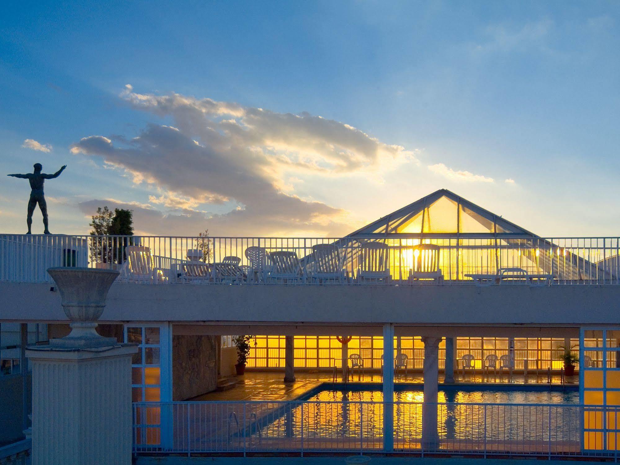 Magic Cristal Park Hotel